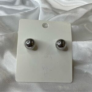 🩵6/$30 — Silver Ball Stud Earrings